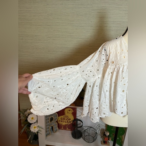 ASOS DESIGN White Eyelet Babydoll Trapeze Top Blouse Crop Womens Size 2 Festival - Picture 2 of 7